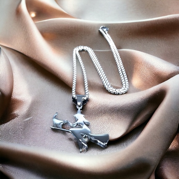 Witch Broom‎ Cat Pendant Necklace Women Witchcraft Silvery Color Hollow Out - Picture 6 of 11